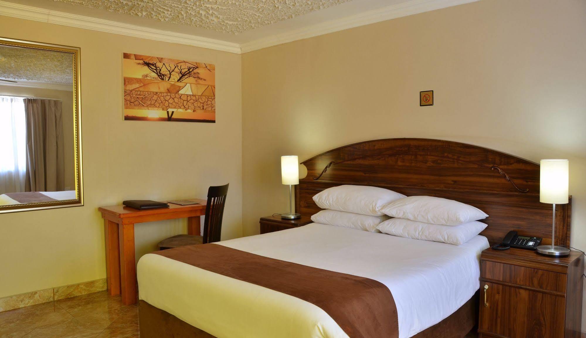 Hotel Cresta Jwaneng Zewnętrze zdjęcie